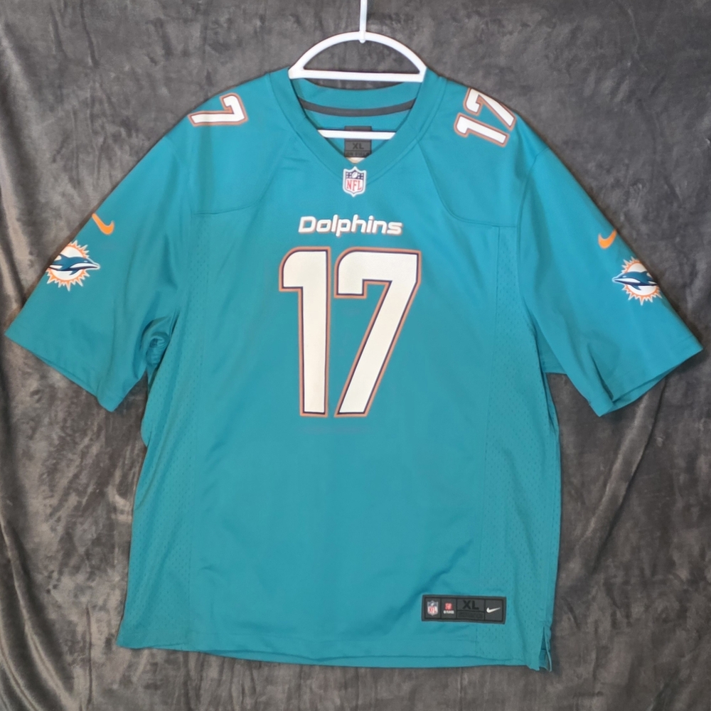 Miami Dolphins Number 17 Jersey - Ryan Tannehill (Size XL)